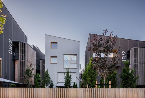 Murawa 2: nowy model miejskiego osiedla, gdzie gęstość spotyka się z prywatnością i naturą